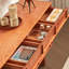 Buffet grande capacité de style rétro-553436079