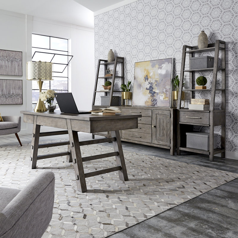 Bettee Complete Desk
