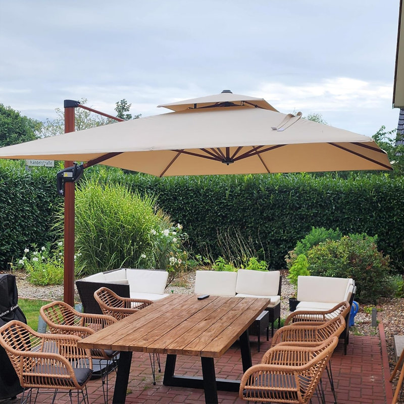 Grand parasol carré en porte-à-faux pour l'extérieur, H 108 po x l 120 po x P 120 po, Beige