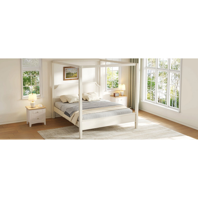 Lit plateforme à très grand lit en bois avec tête de lit et pieds de support, blanc crème