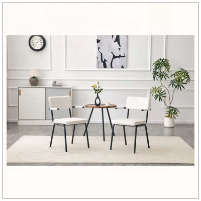 Chaises de salle à manger rembourrées Huggable avec tissu en velours doux et doux pour la peau, accoudoirs suspendus à la table, pieds en métal avec finition en aérosol