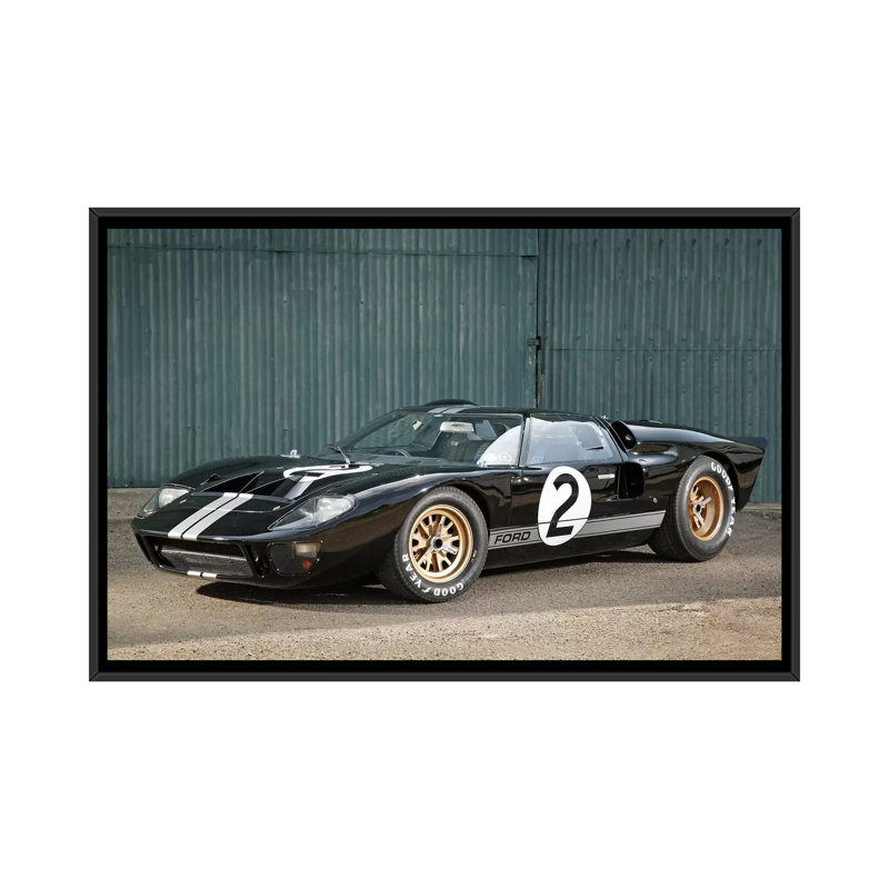 «Cars and Motorcycles» de Lyall - reproduction sur toile tendue, H 18 po x l 26 po x P 1,5 po, Toile encadrée noire