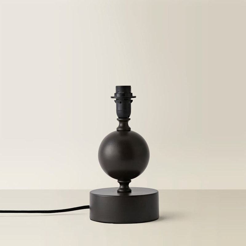 Coelho Metal Lamp Base Lamp