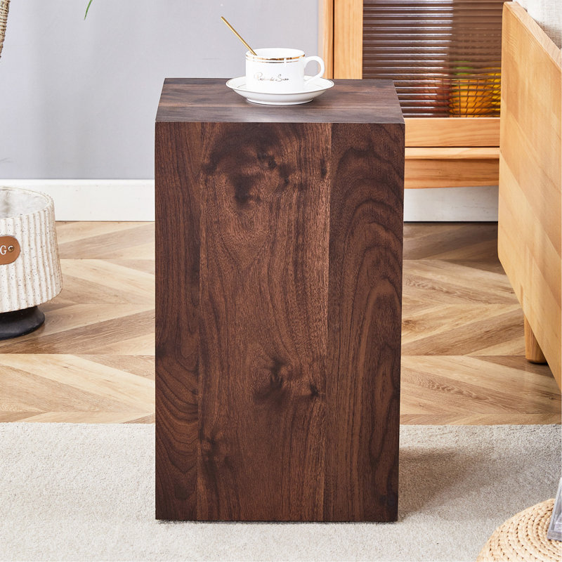 Table basse 12 x 12 x 20 pouces en bois de noyer et bois aggloméré - Design luxueux (table basse incluse seulement)