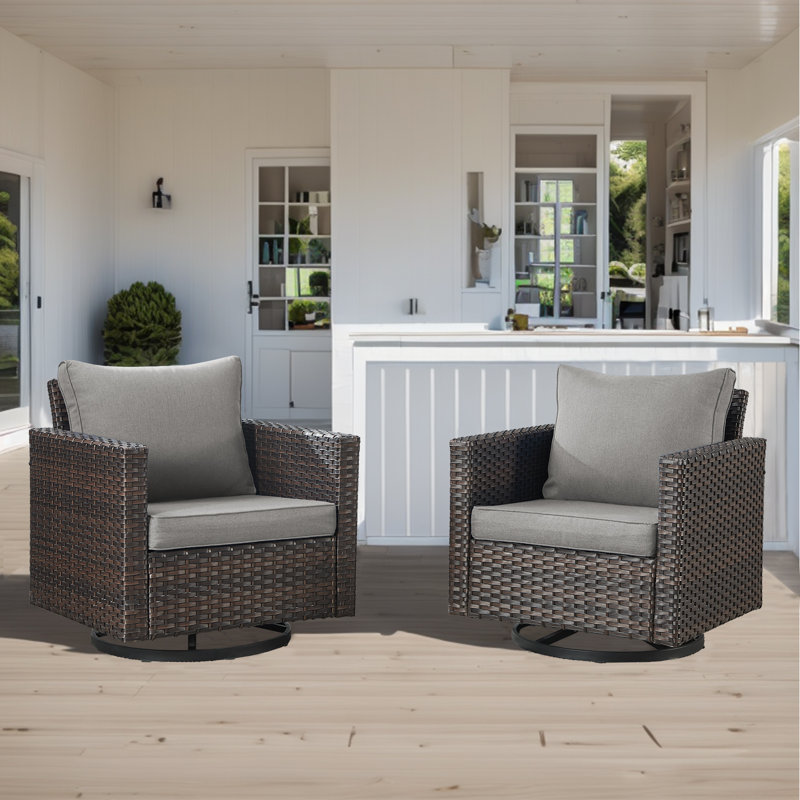 Chaises pivotantes pivotantes en osier avec coussins en oléfine Naresa, Brun, Gris