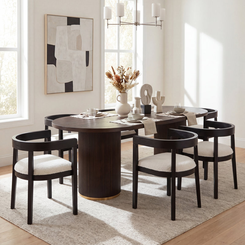 Ensemble de salle à manger 6 personnes Daney avec fauteuils rembourrés et base à double piédestal cannelé, Espresso