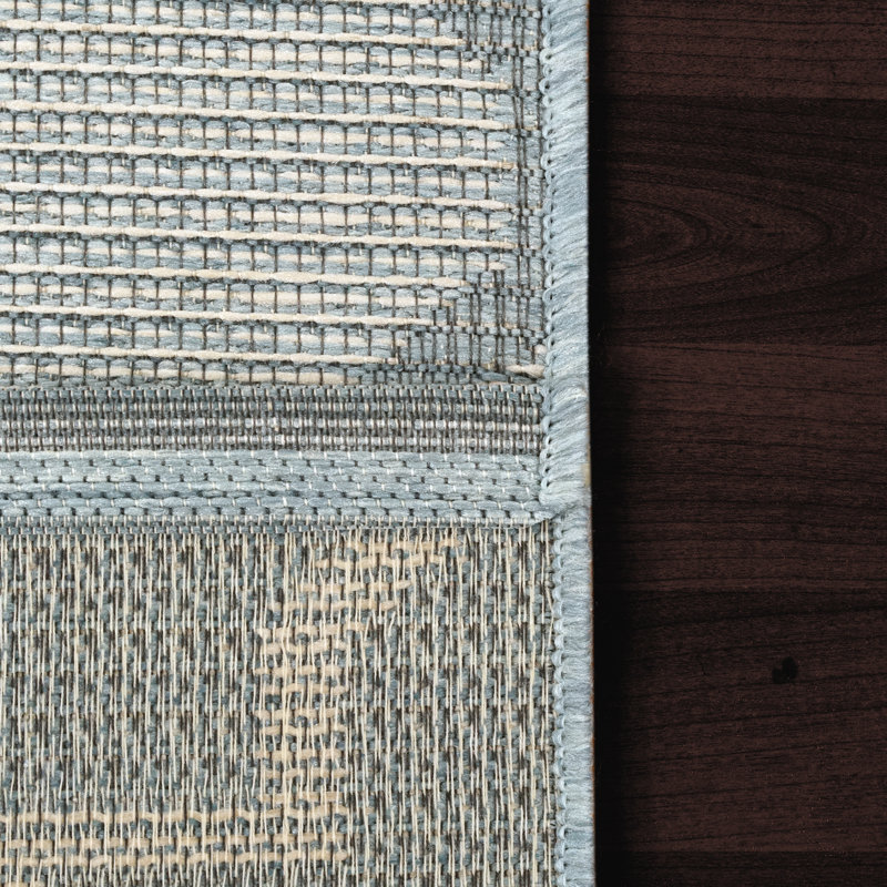 Tapis intérieur/extérieur bleu Natoma, Rectangle 5 pi 3 po x 7 pi 7 po