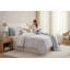 Ensemble de couette Chelsea 7 pièces pour lit queen, literie douce en microfibre rayée côtière avec texture gaufrée et oreillers brodés