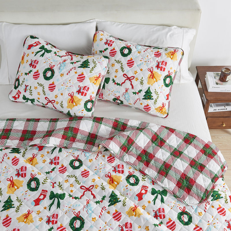 Vibrant & Cheerful Christmas Quilt Set, Twin XL Quilt  + 1 Standard Sham, Celebration