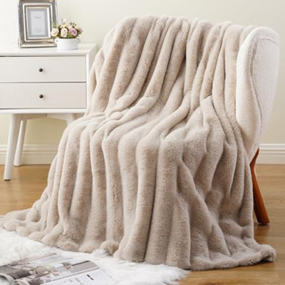 Faux Fur Throw Blanket, Rabbit Fur Blanket For Bed, Couch, Super Soft Cozy Fuzzy Mink Blanket