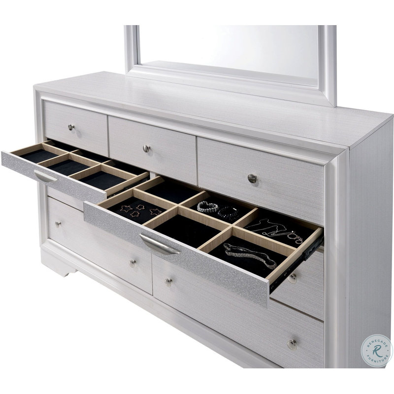 Tenino 63'' W 7 - Drawer Dresser, White