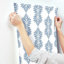 Rouleau de papier peint autocollant L 20 pi x l 20,5 po Hamall Broadsands Botanica-582382673-582382687