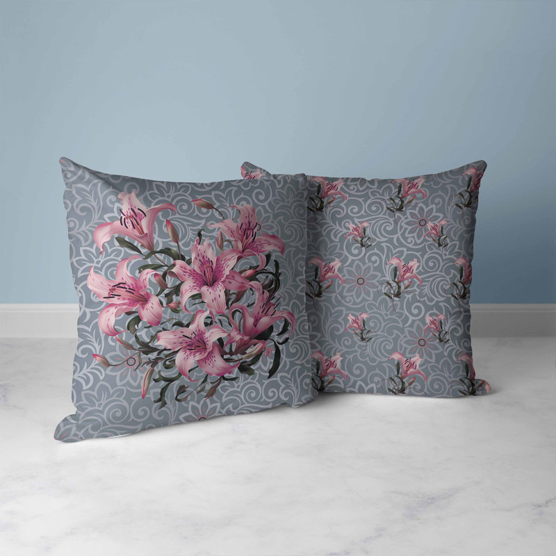 Coussin Enchanted Lily Affair Broadcloth, H 16 po x l 16 po, Rose/gris