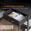 Petit bureau d'ordinateur-545168656
