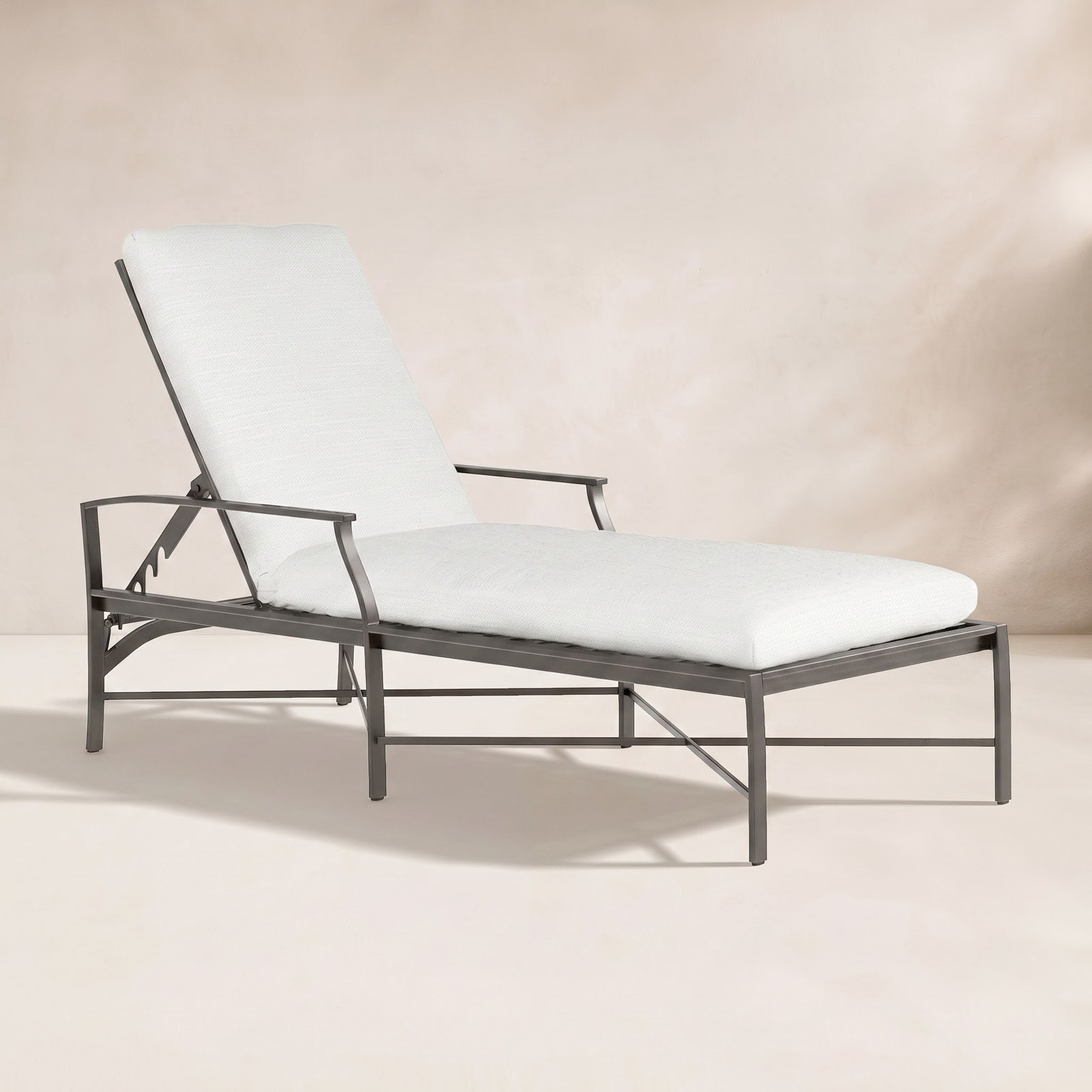 Monaco 28" Patio Chaise Lounge, Rollo Lace InsideOut® Linen, Welt, Slate Gray