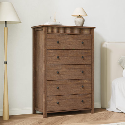 Commode haute 5 tiroirs pour chambre à coucher, commode cannelée de 31,5 po de largeur, armoire de rangement moderne en bois pour chambre d'enfant, couloir et salon