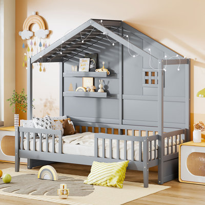 Lit simple avec tablettes, lit maison avec fenêtre et bande lumineuse étincelante sur le toit, gris