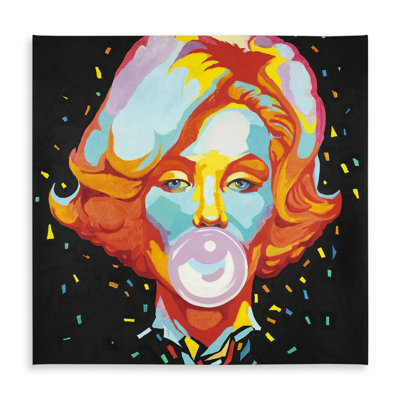 Colorful Marilyn Monroe Bubblegum Tablecloth | Home Decor