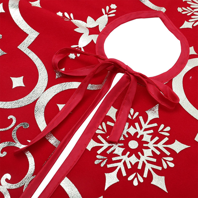 Lamont Tree Skirt
