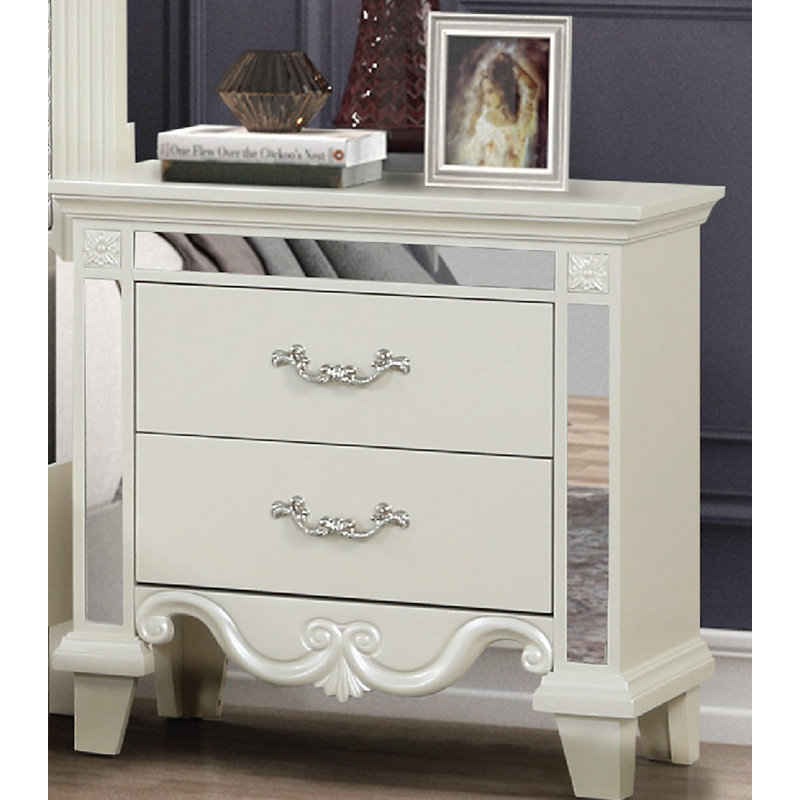 Dienna 28'' W Nightstand, White