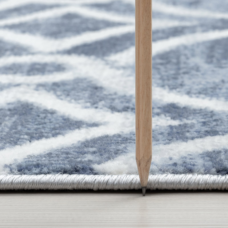 Tapis bleu marine à motif géométrique Hedersett, Rectangle 7 pi 11 po x 10 pi 3 po