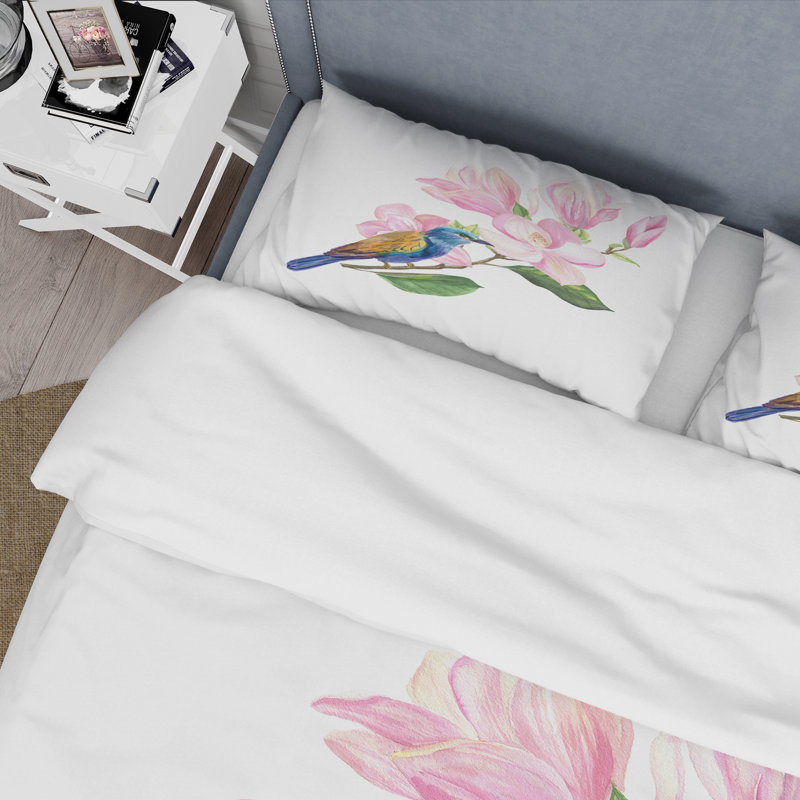 Oiseau bleu assis sur un brin rose de magnolia - ensemble de housse de couette traditionnel - microfibre de polyester