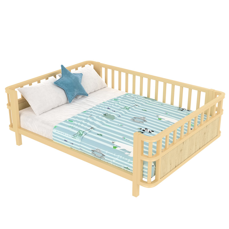 Lit de taille naturelle avec trois pieds en fer, plateforme basse, coffre-fort et lit double, style américain