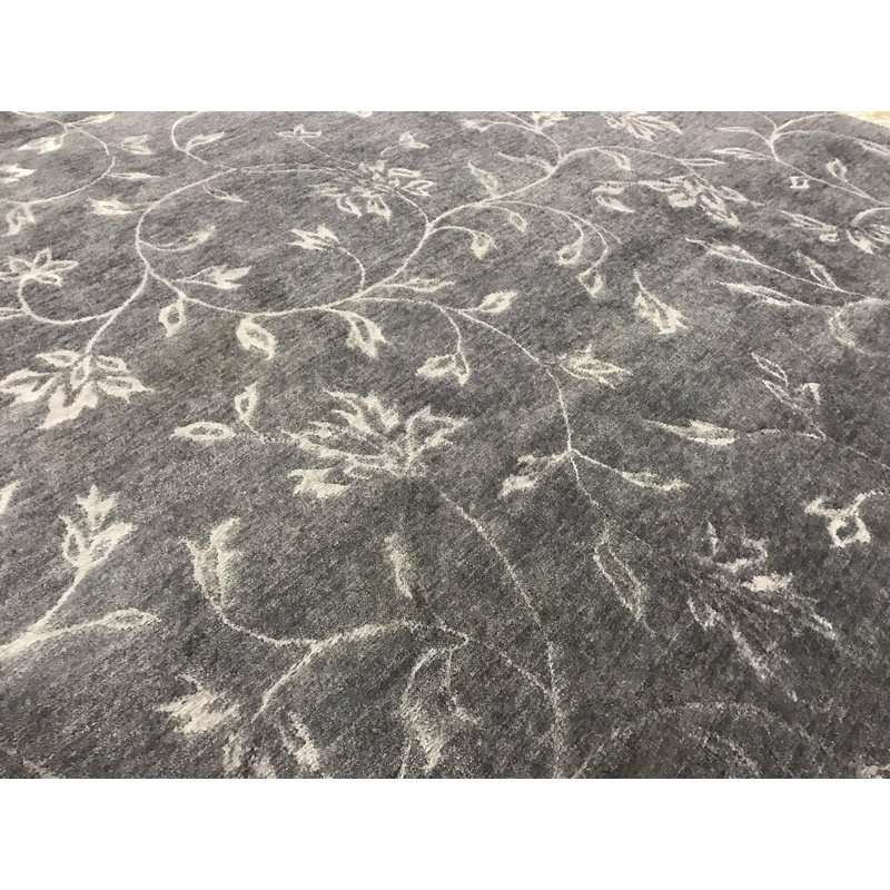 Tapis gris noué à la main de haute qualité