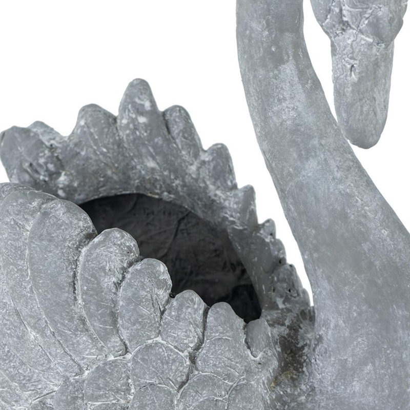 Medota Metal Statue Planter