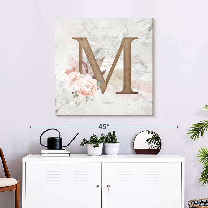 Tergel Floral Letter M