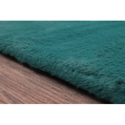 Theon Solid Colour Hand Woven Shag Area Rug