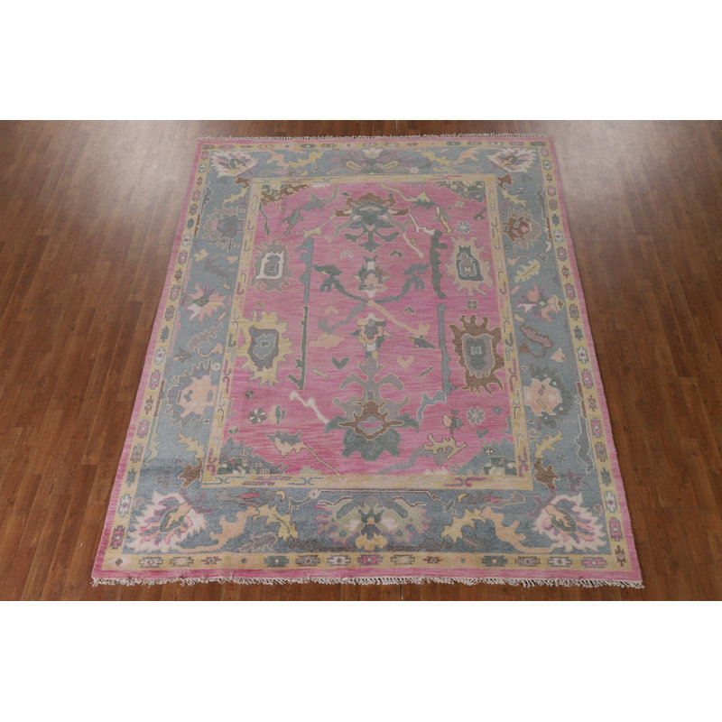 Tapis unique 9 pi 7 po x 7 pi 8 po Geithner