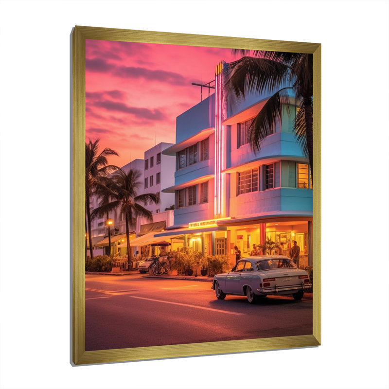 Miami Ocean Drive Neon, reproduction d'art sur toile, H 44 po x l 34 po x P 1,5 po, Encadrement doré