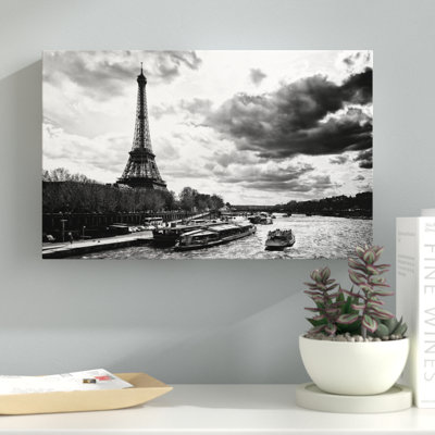 « romantique de paris » à paris, reproduction de photo sur toile tendue