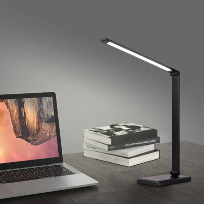 Lampe de bureau à DEL Akiana avec chargement USB - aluminium de haute qualité