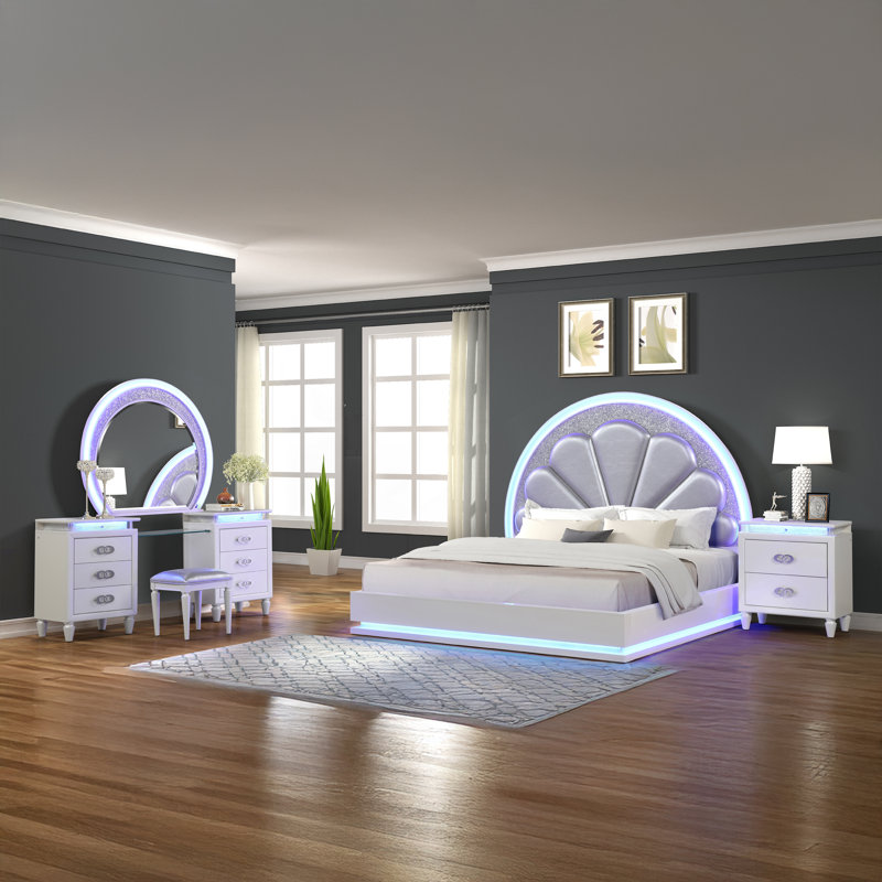 Ensemble de lit de coiffeuse 4 pièces Jamesedward Blanc laiteux, Très grand