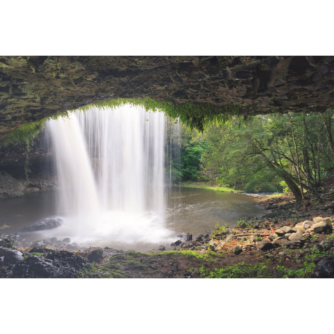 Killen Falls von Turnervisual - Kunstdrucke auf Leinwand