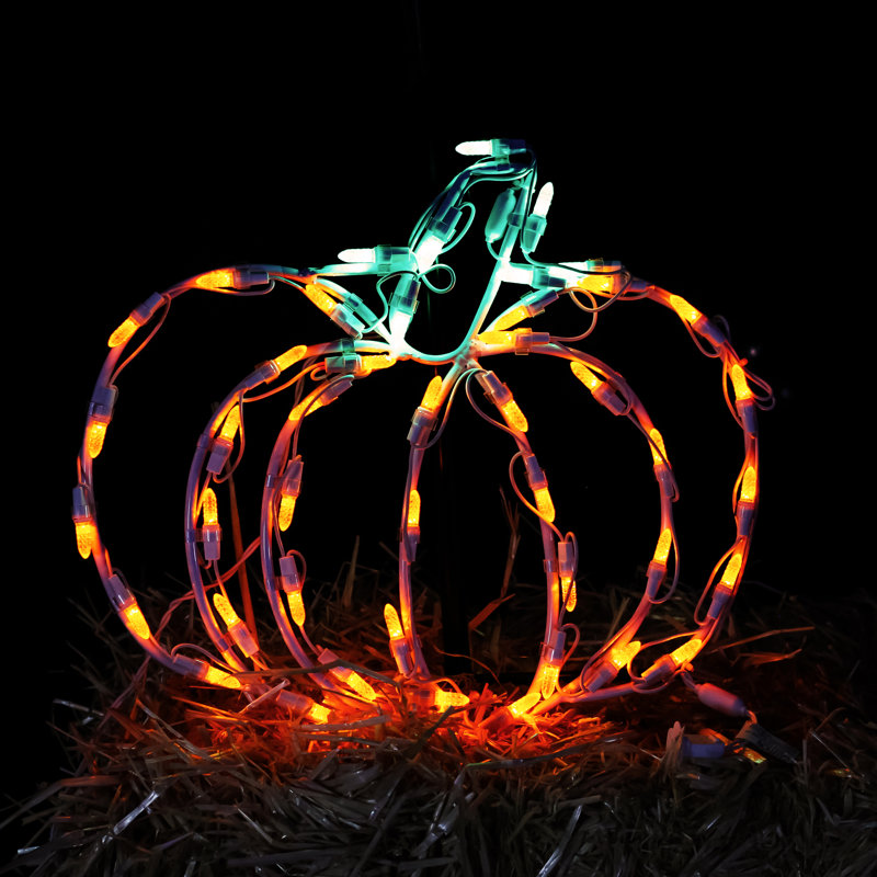 LED Lighted Window Décor
