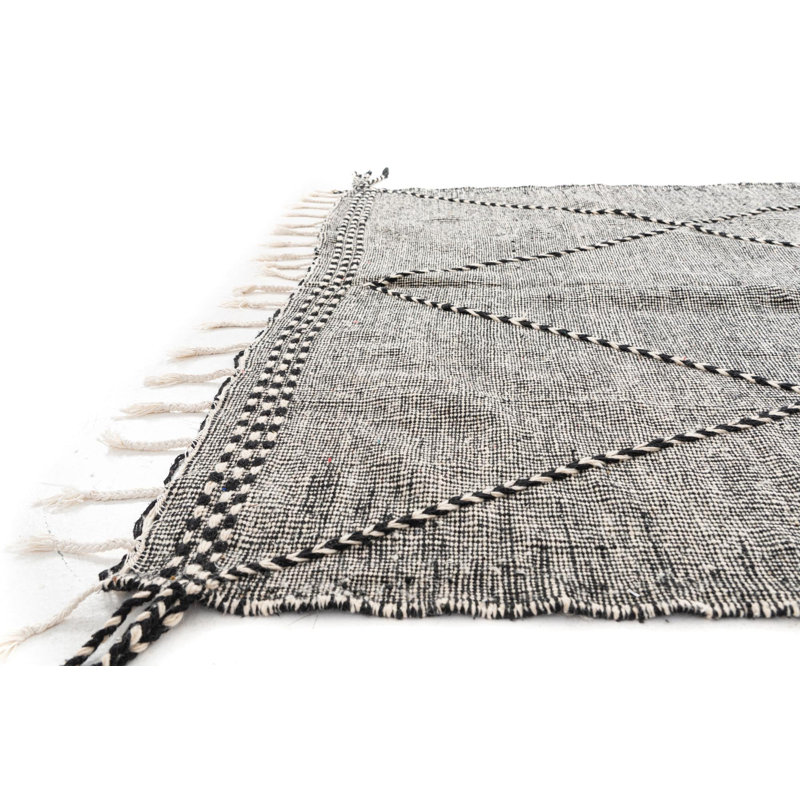 Odea Black and White Rug
