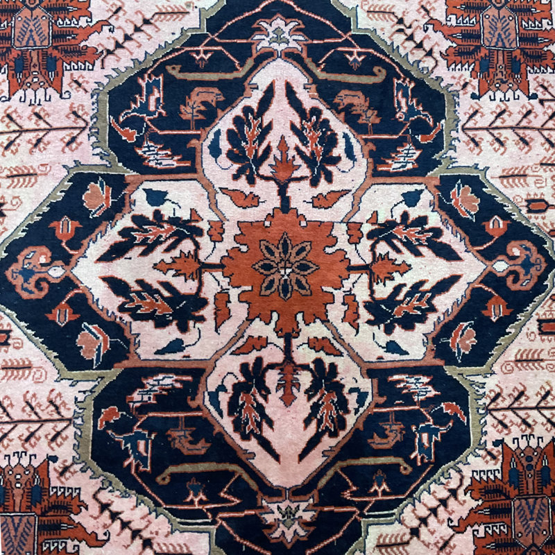 Tapis turc en laine noué à la main