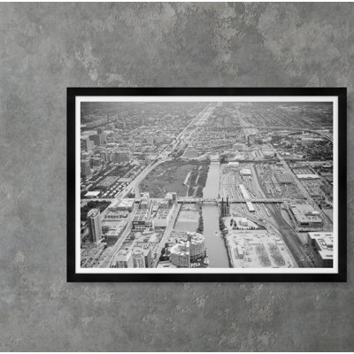 Southern Skyline In Black & White - Photographie avec cadre