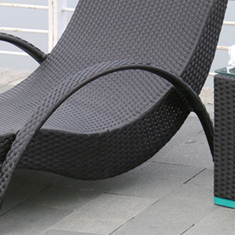 PE Rattan S-Shaped Outdoor Chaise Lounge Outdoor Wicker Chaise Lounge Set with Table