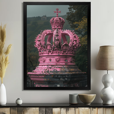 Photo de monument de la Couronne de la culture britannique rose et bleu
