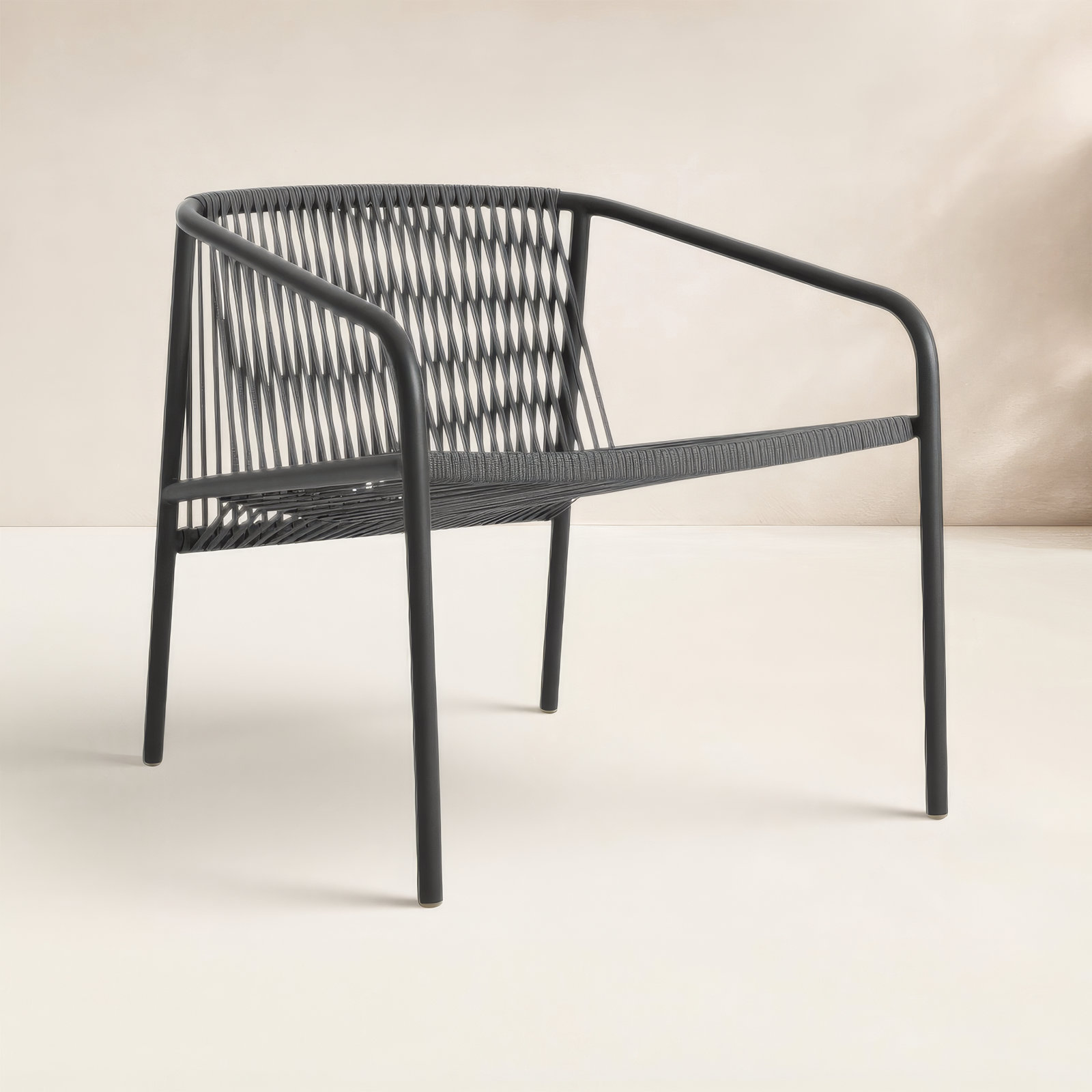 Lookout Outdoor Lounge Chair, Carbon