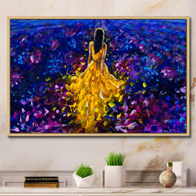 Magical Yellow Dress In Purple Fantasy Landscape - reproduction de cadre flottant sur toile