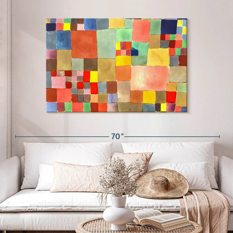 Avery Flora On Sand, 32" H x 48" W