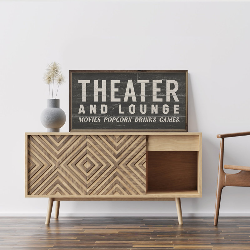 Theater And Lounge, H 16 po x l 48 po