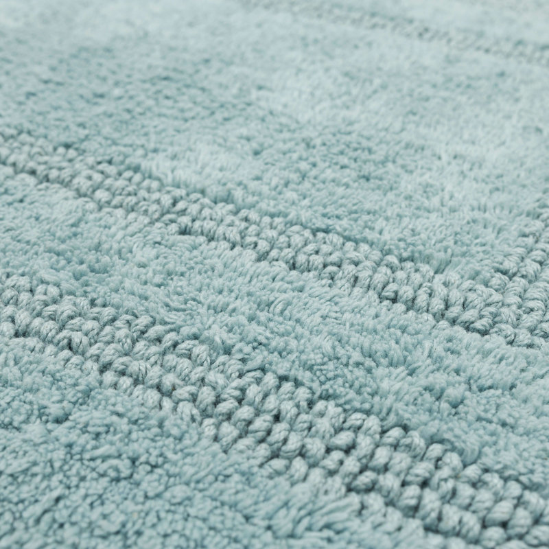 Tapis de bain lavable à la machine Kail, L 27 po x L 45 po, Glacier