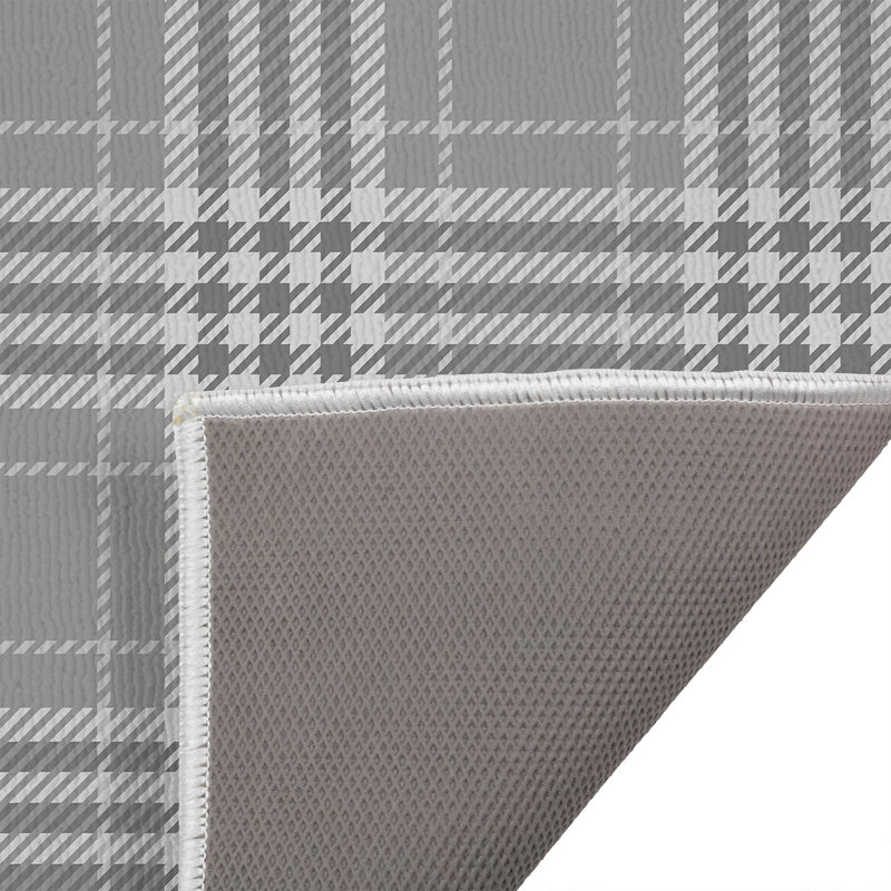 Christopher Plaid Outdoor Doormat, 24'' W x 17'' L, Gray