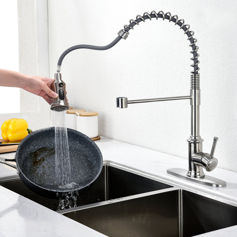 Maiguoone Single Handle Kitchen Faucet Pull Down Sprayer Sweep Stream Spray Mode with Deck Plate